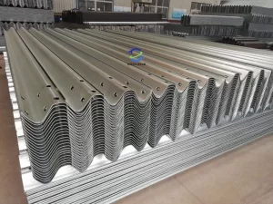 Highway Guardrail Roll Forming Machine，Guardrail Roll Forming Machine,Steel Highway Guardrail Rollformer,2 & 3 Waves Guardrail Roll Forming Machine，Highway Guardrail Machine，Waves Metal Highway Guardrail Sheet Crash Barrier Roll Forming Machine ：